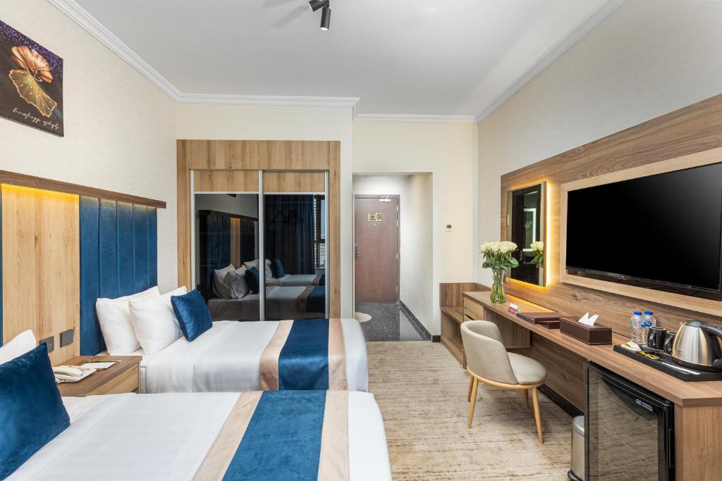 Quadruple room