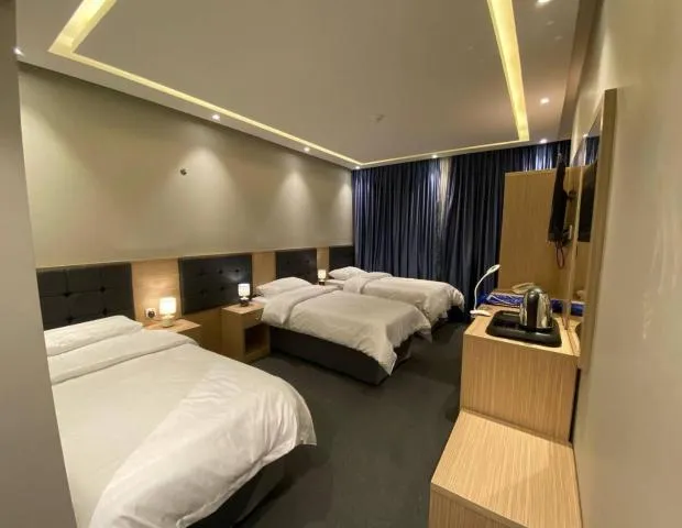 Triple room